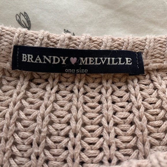 Brandy Melville pale pink sweater - Picture 2 of 2